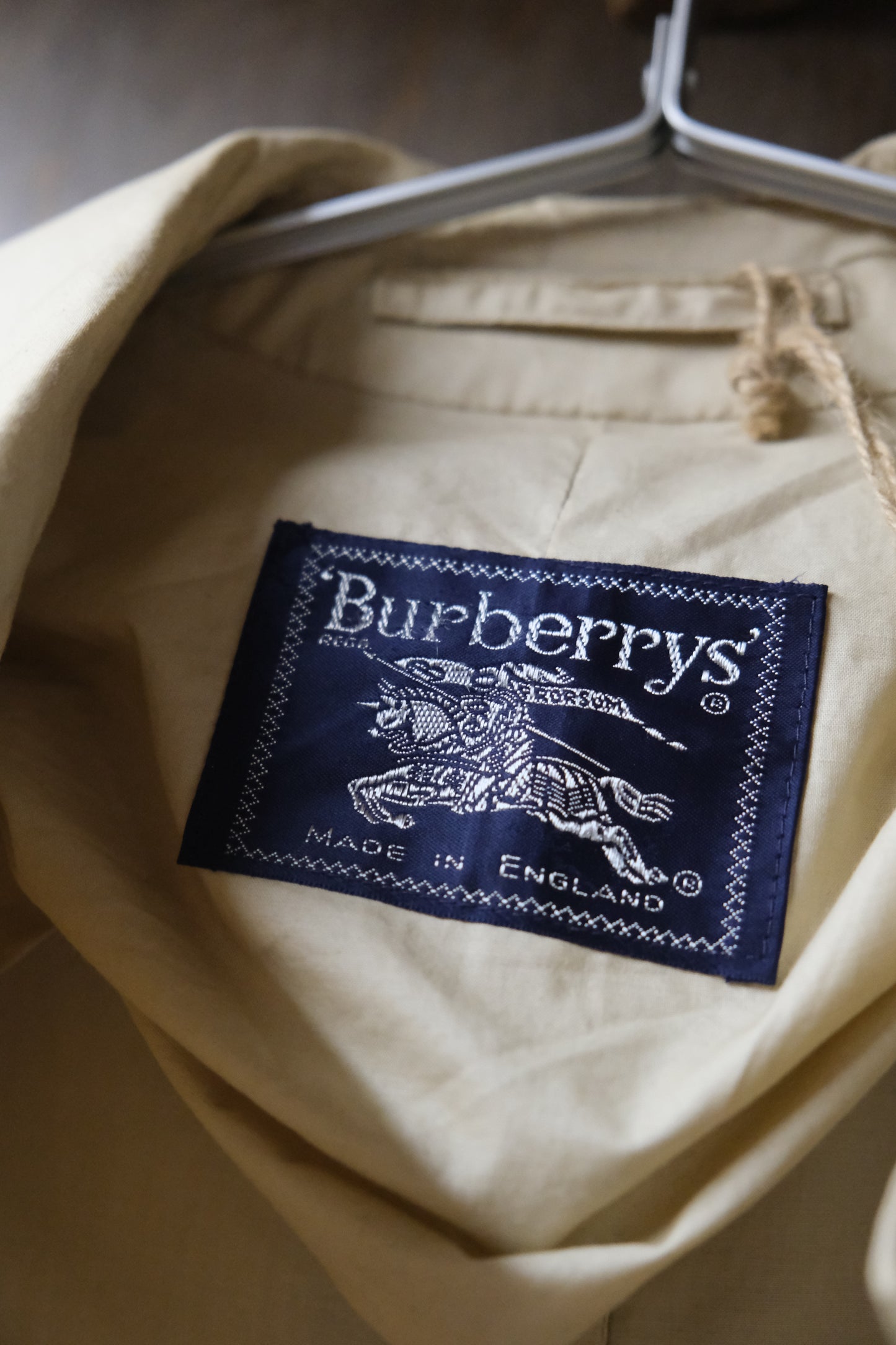 Vintage Burberry light trench M