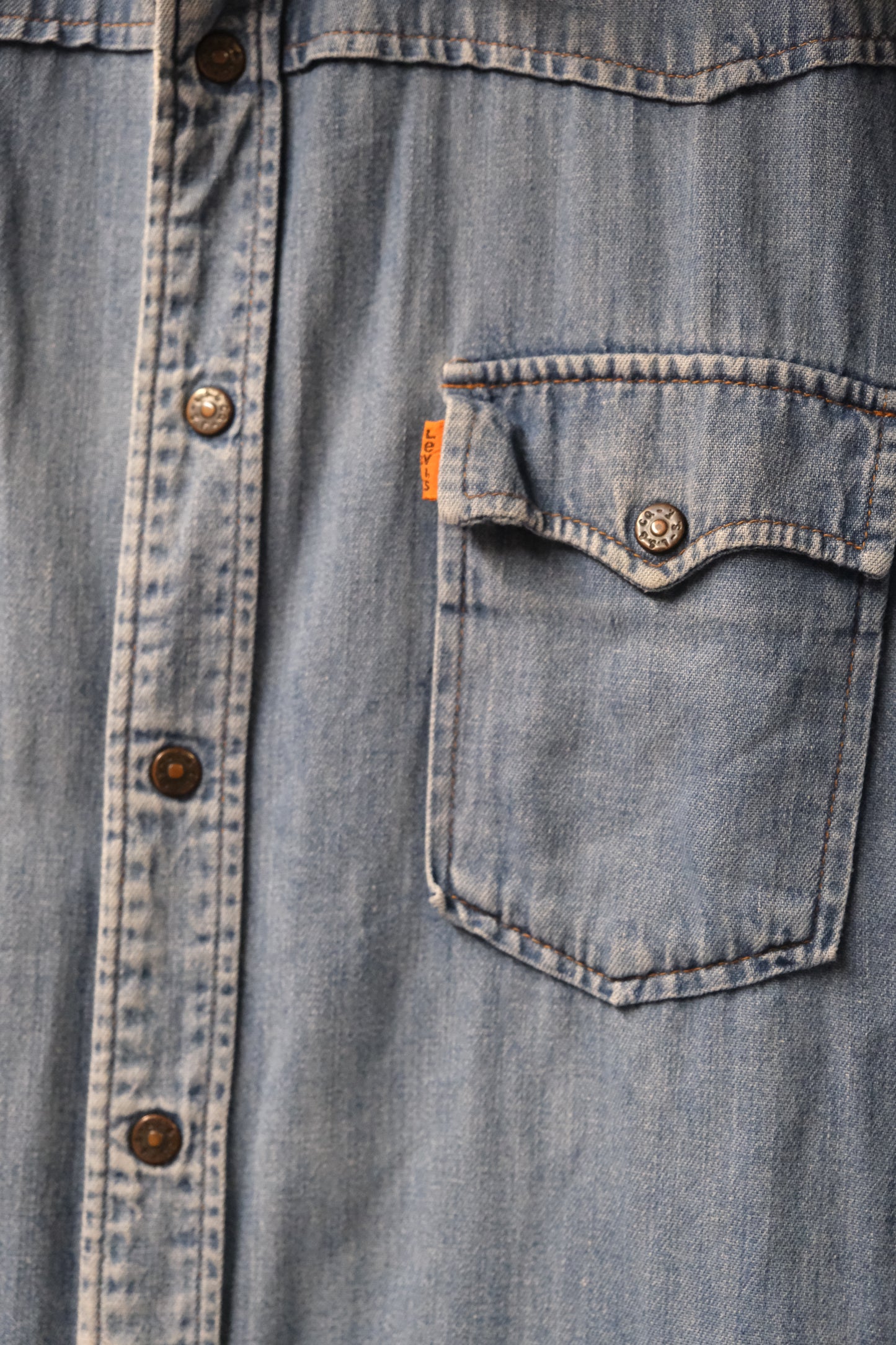 Vintage Levi's denim shirt M