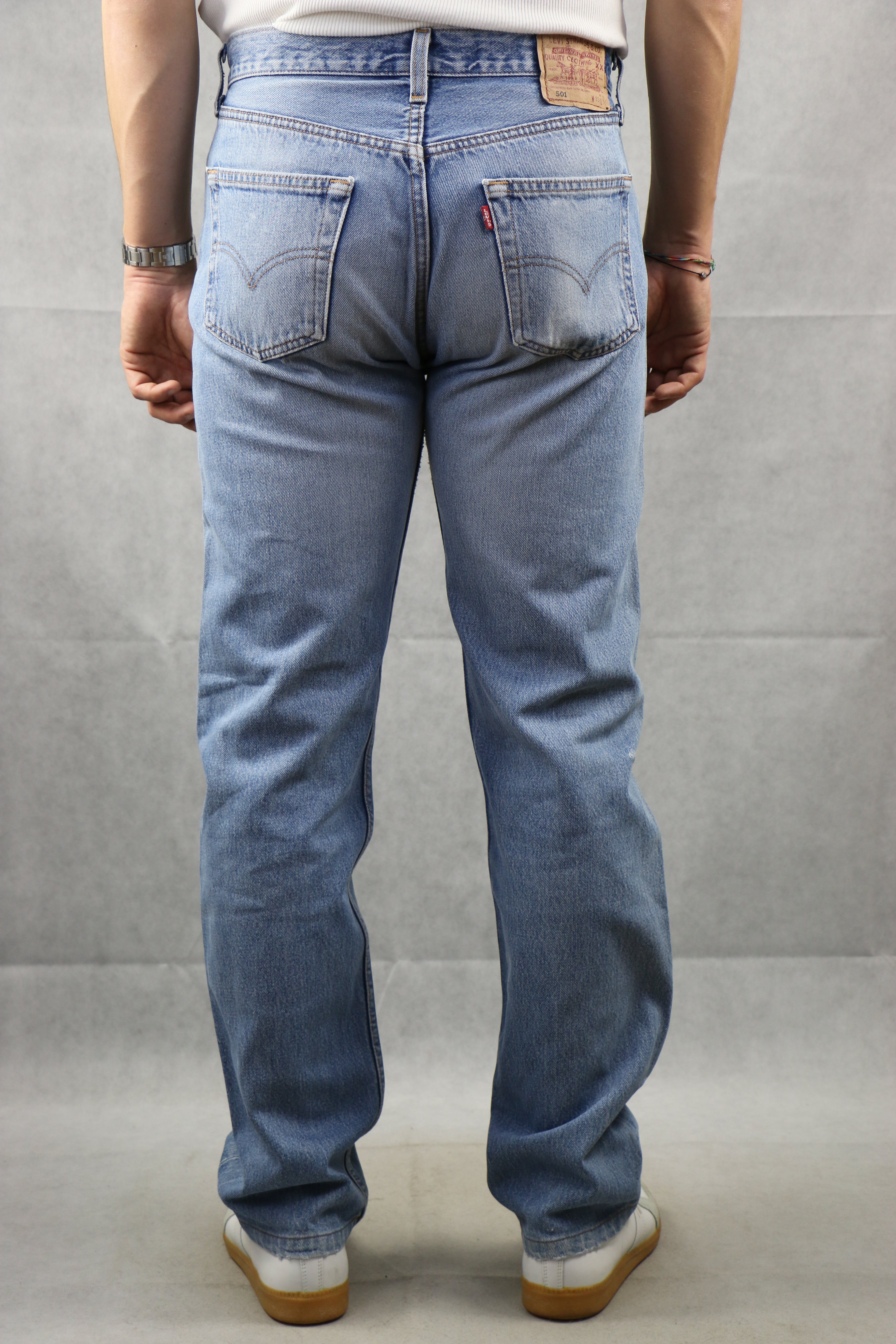 Levi's 501 Jeans Made in U.S.A. W33 L36 ~ Vintage Store Clochard92.com