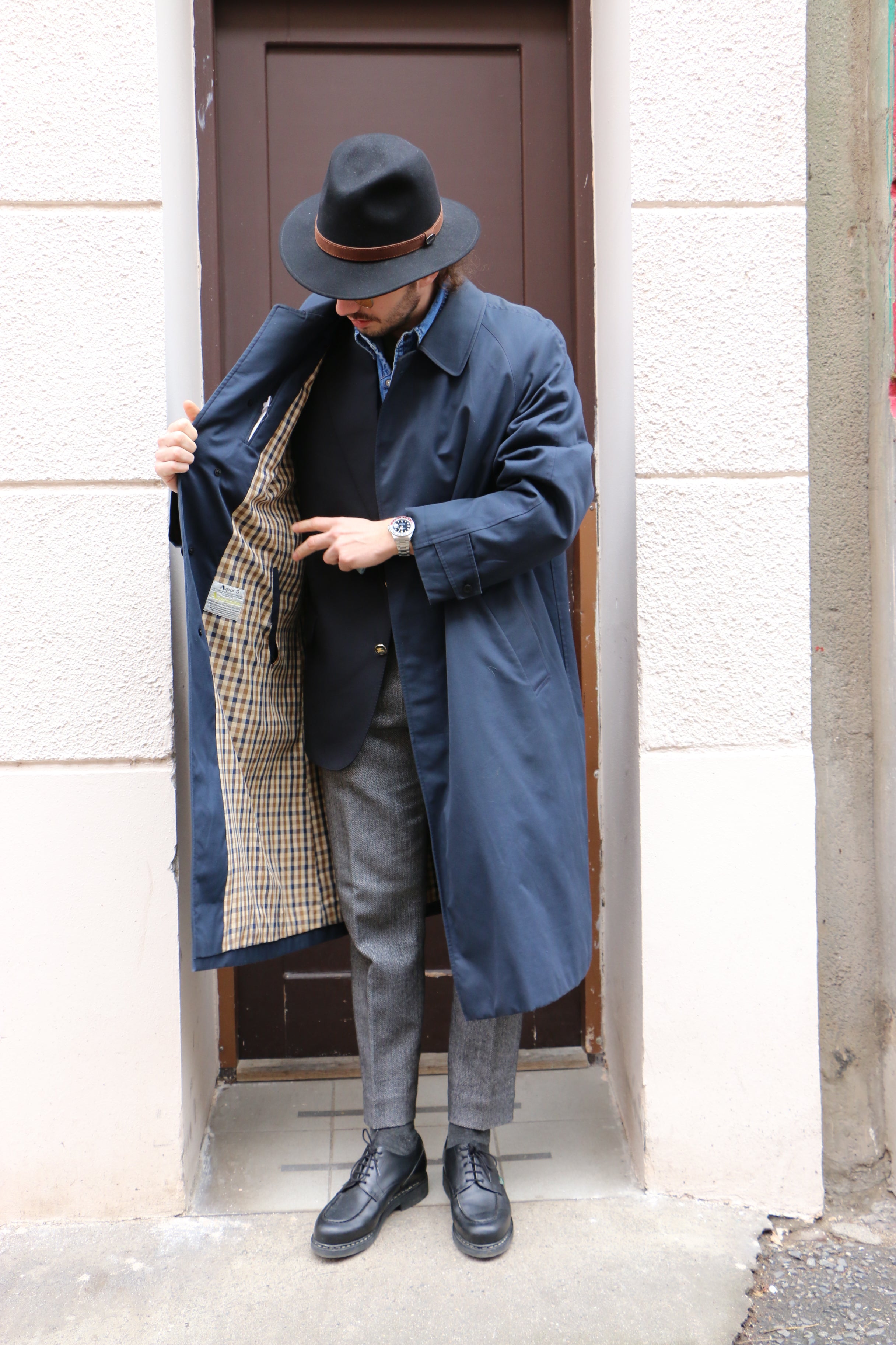 Aquascutum raincoat store