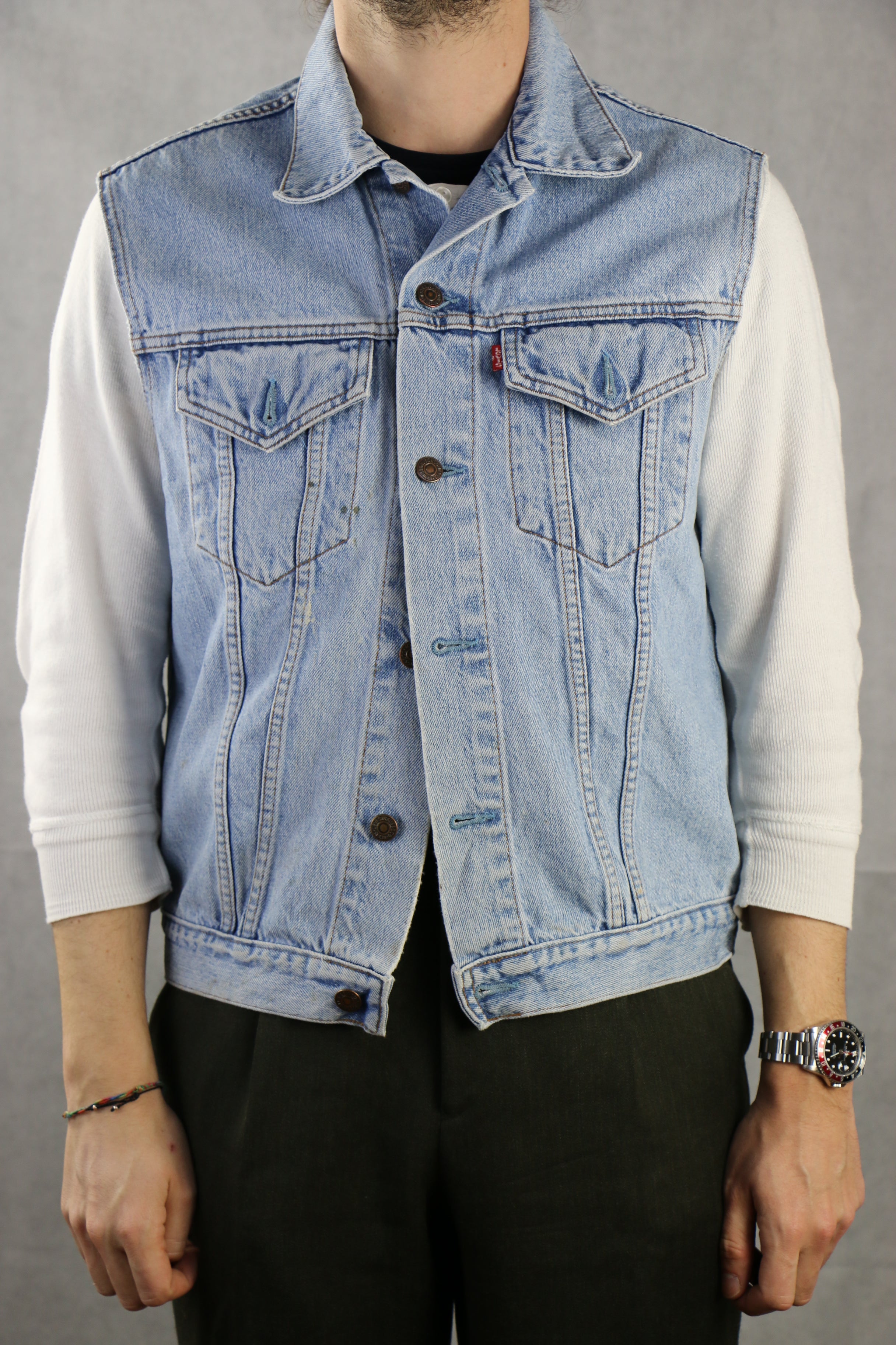 Mens denim vest on sale levi's